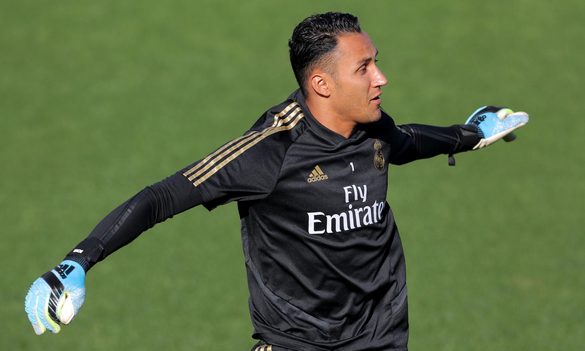 赛后孟菲斯灰熊备战西甲；调整名单细节曝光；球迷炸锅；团队化学反应显著