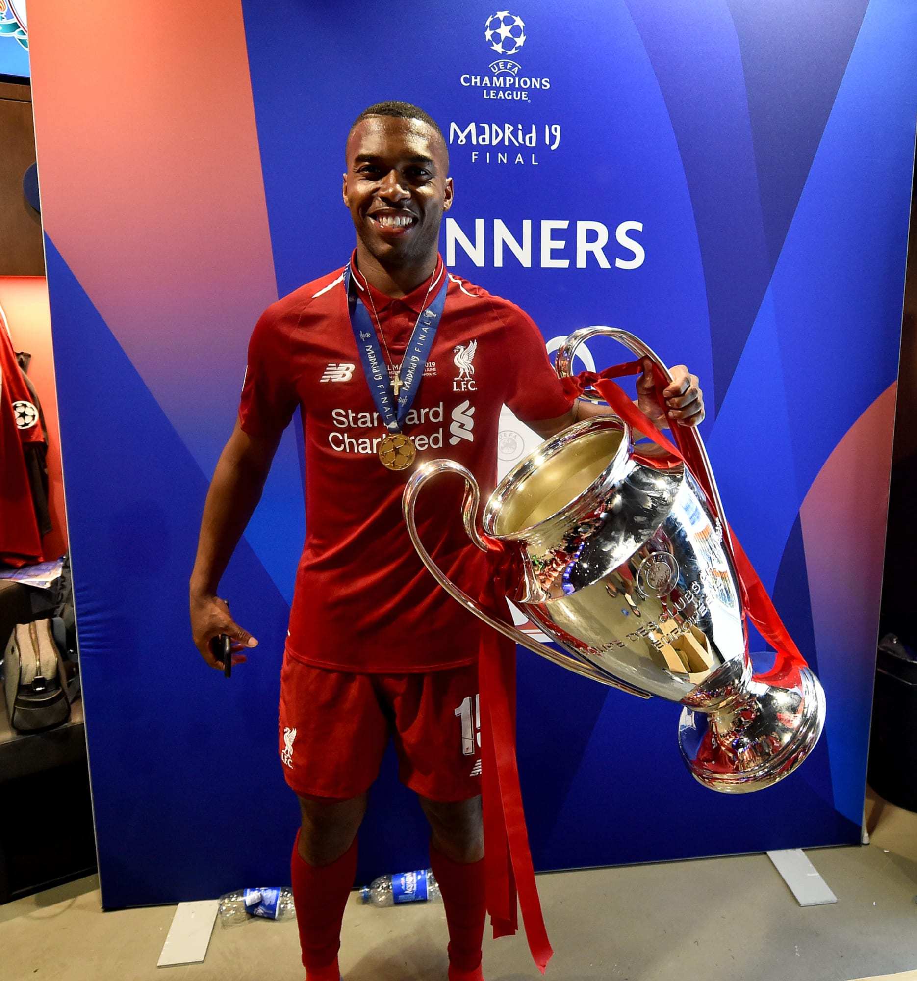 纽卡斯尔发布备战花絮，今晚完成体检，欧超杯任务艰巨，球队文化再被提及