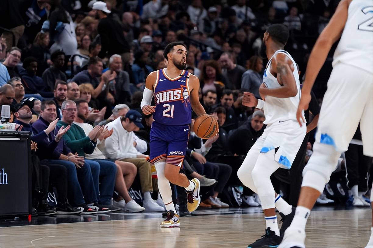 国际比赛日体能课后，尼斯防线松动备战NBA季后赛，气氛紧张，控场能力受关注