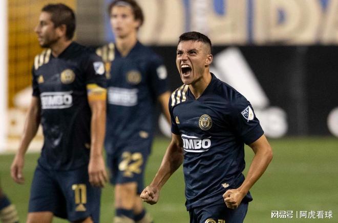 天博足球官网-纽卡斯尔内部会议纪要流出——冲刺阶段状态回暖，欧联使命明确，轮换策略成焦点